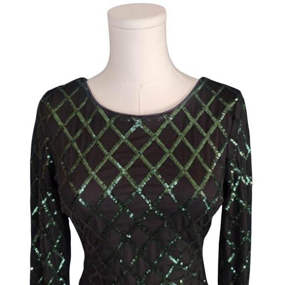 Forever 21 Long sleeve Black and Green Diamond Pattern Sequin Dress - Picture 2 of 14